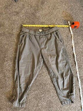 L.L.Bean Men's Medium Reg Gray Elastic Waist Drawstring Jogger Pants Snap Pocket